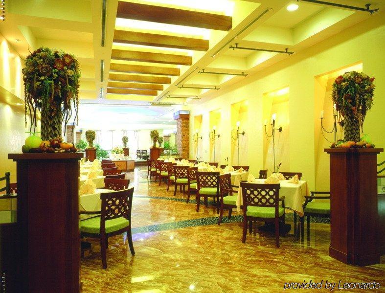 Formosan Naruwan Hotel Taitung Exterior foto The restaurant