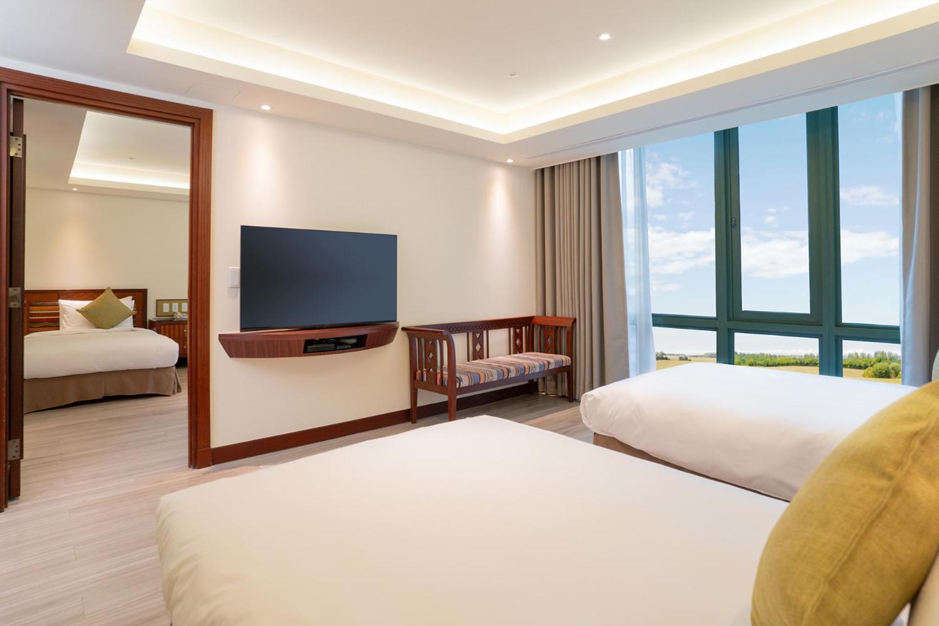 Formosan Naruwan Hotel Taitung Exterior foto Deluxe Family Room